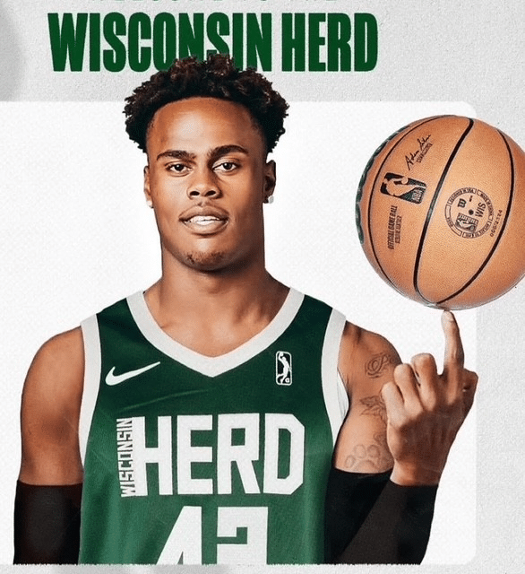 Green Machine – Roster Announcement: Sam Daniel